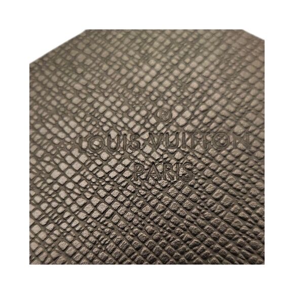 Pre Loved Louis Vuitton Taiga Rainbow Soft Trunk Women Black Crossbody Bags - Picture 7 of 8